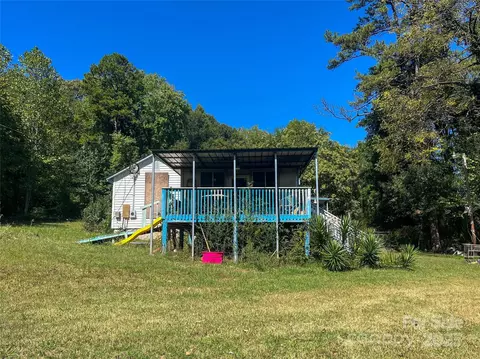 608 Crowders Creek Rd, Gastonia, NC 28052