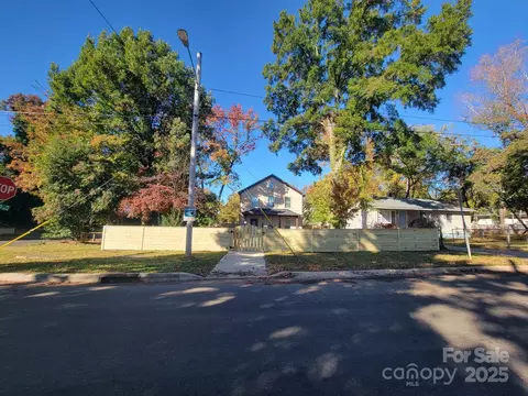 3531 Markland Dr, Charlotte, NC 28208