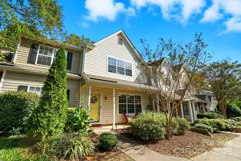 9166 Exbury Ct, Charlotte, NC 28269