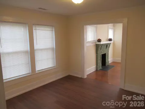 Living - 1109 E Main St, Maiden, NC 28650 photo 4 of 8