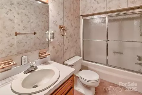 Bath - 3966 Red Doc Rd, Lancaster, SC 29720 photo 1 of 3