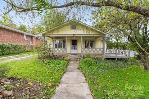 29 Le-an-hurst Rd, Asheville, NC 28803