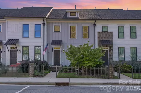 125 C Capital Ave, Mooresville, NC 28117