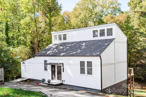 2427 Twilight Rd, Charlotte, NC 28210