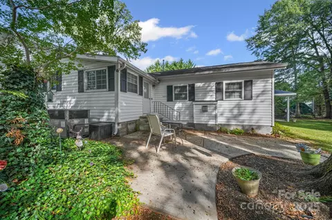 Exterior - 210 Smith St, Clover, SC 29710 photo 4 of 4
