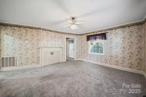 Living - 210 Smith St, Clover, SC 29710 photo 1 of 3