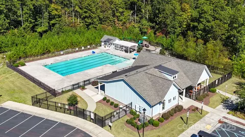 Exterior - 624 Daventry Ct, Clover, SC 29710 photo 6 of 6