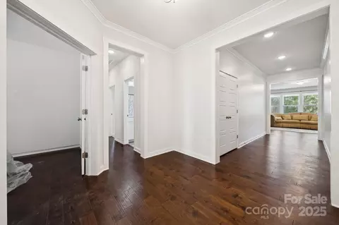 Entry Way - 624 Daventry Ct, Clover, SC 29710 photo 2 of 3