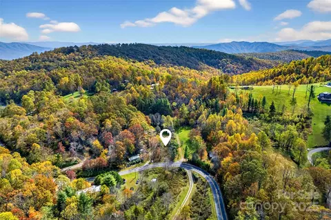 2098 Mckinney Mine Rd, Spruce Pine, NC 28777