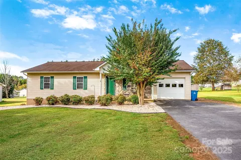 48 Jeannes Ct, Stony Point, NC 28678