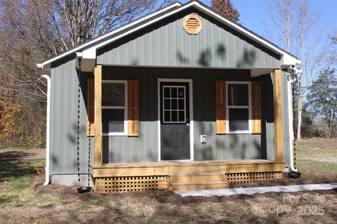 4820 Loff St, Jonesville, NC 28642