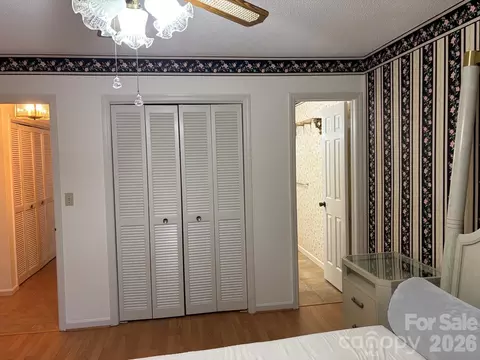 Bedroom - 655 Overlook C Dr #C, Spruce Pine, NC 28777 photo 2 of 4