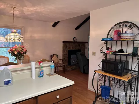 Kitchen - 655 Overlook C Dr #C, Spruce Pine, NC 28777 photo 4 of 4