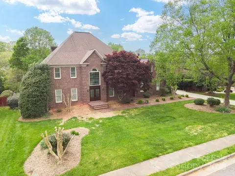 345 41st Avenue Nw Pl NW, Hickory, NC 28601