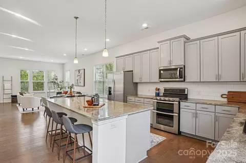 1150 Doveridge St, Charlotte, NC 28273