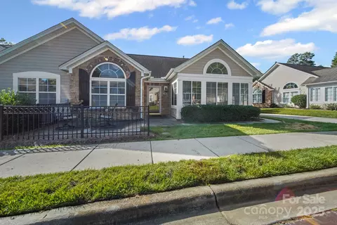 248 Lone Oak Cir, Rock Hill, SC 29732