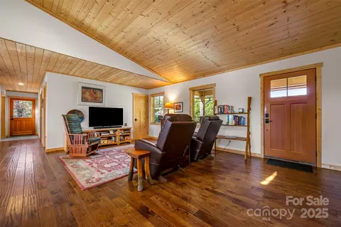 891 Meadow Crest Rd, Tryon, NC 28782 photo 6
