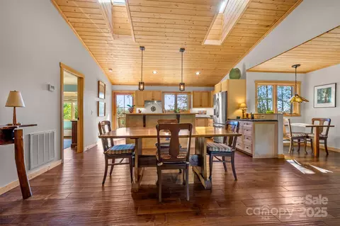891 Meadow Crest Rd, Tryon, NC 28782 photo 12