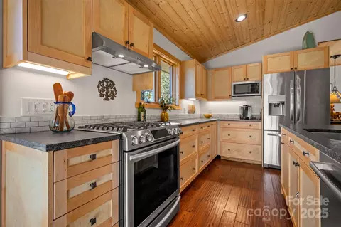 891 Meadow Crest Rd, Tryon, NC 28782 photo 16