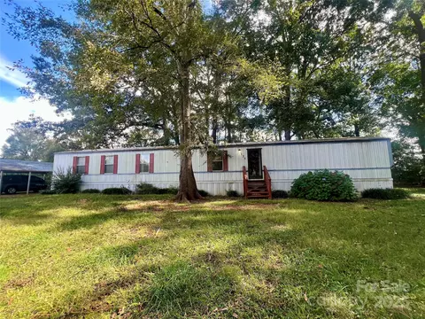 133 Coolwood Dr, Statesville, NC 28625