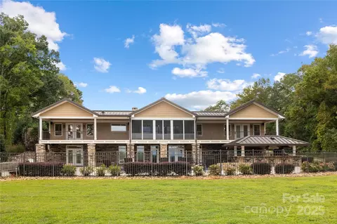 11133 Willow Oak Rd, Norwood, NC 28128