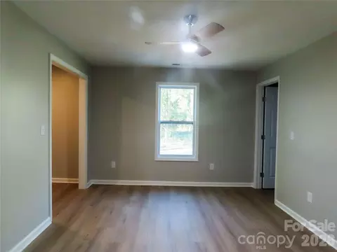 Living - 433 Clinton Ave, Lancaster, SC 29720 photo 2 of 2