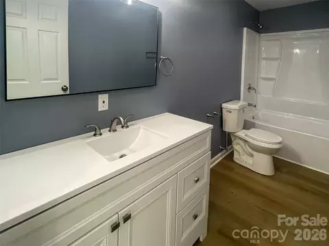 Bath - 433 Clinton Ave, Lancaster, SC 29720 photo 1 of 7