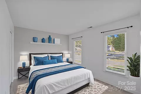 Bedroom - 20437 Willow Pond Rd, Cornelius, NC 28031 photo 2 of 2