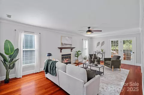 Living - 20437 Willow Pond Rd, Cornelius, NC 28031 photo 1 of 1