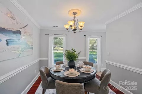 Dining - 20437 Willow Pond Rd, Cornelius, NC 28031 photo 1 of 1