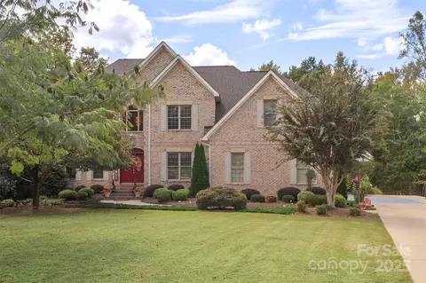 107 Northchase Dr, Concord, NC 28027