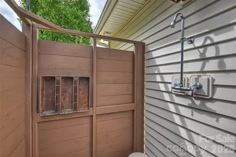 21228 Lakeview Cir, Cornelius, NC 28031 photo 34