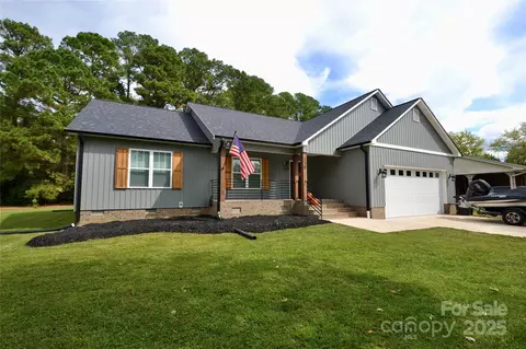 138 Siouan Dr, Lexington, NC 27295