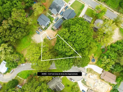 000 Broadway Ct, Statesville, NC 28677