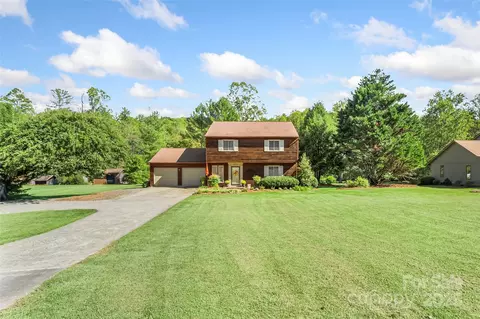 420 Bost Rd, Morganton, NC 28655