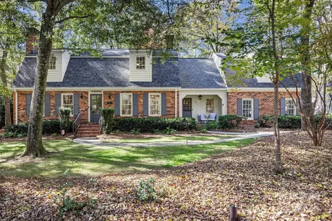 5601 Mcalpine Farm Rd, Charlotte, NC 28226