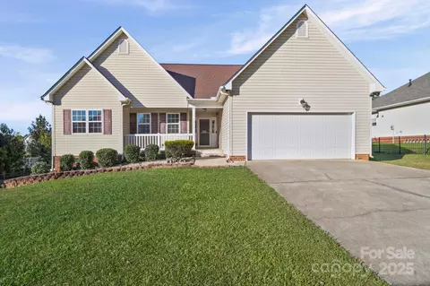 4508 Rillview Ct, Gastonia, NC 28056