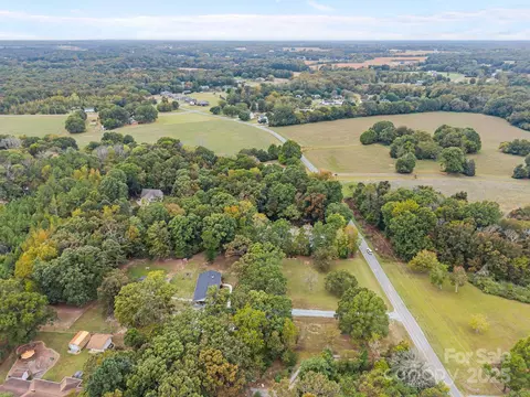 View/Area - 1813 Doster Rd, Monroe, NC 28112 photo 3 of 4