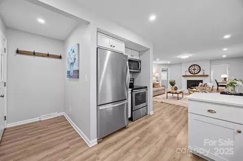 Entry Way - 1813 Doster Rd, Monroe, NC 28112 photo 1 of 1