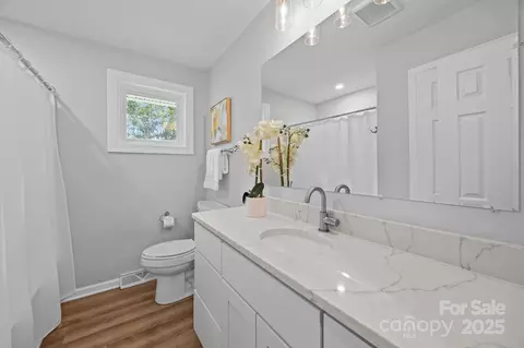 Bath - 1813 Doster Rd, Monroe, NC 28112 photo 2 of 2