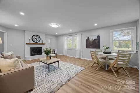 Living - 1813 Doster Rd, Monroe, NC 28112 photo 4 of 5