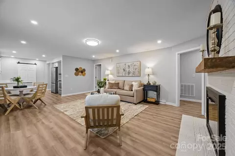 Living - 1813 Doster Rd, Monroe, NC 28112 photo 3 of 5