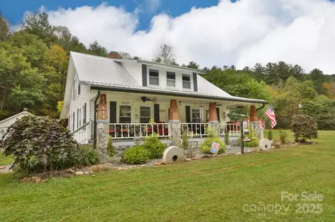 11979 Sparta Rd, Mcgrady, NC 28649