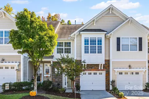7410 Calhoun Falls Dr, Rock Hill, SC 29732