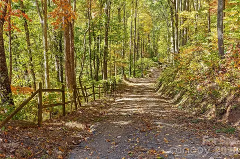 310 Log Gap Rd, Fairview, NC 28730 photo 7