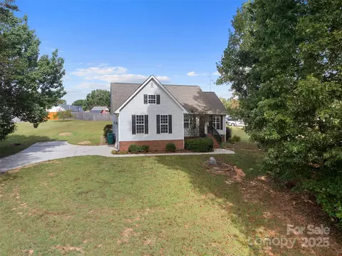 931 Hollow Hill Ct, Stanfield, NC 28163
