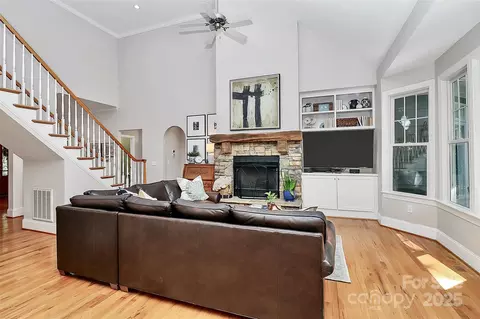 6761 Fox Ridge Cir, Davidson, NC 28036 photo 9