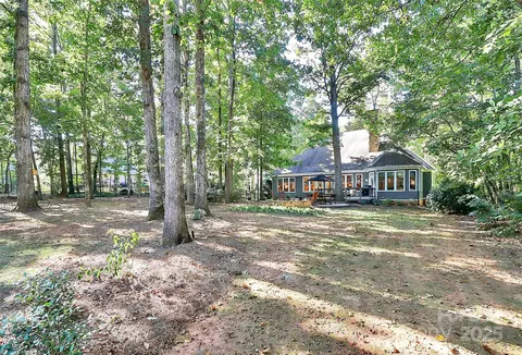 6761 Fox Ridge Cir, Davidson, NC 28036 photo 45