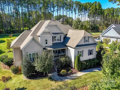 394 Kenway Loop, Mooresville, NC 28117
