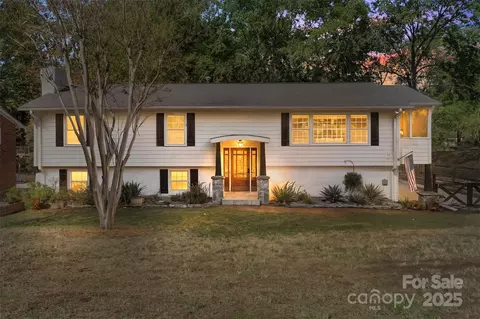 7125 Colleton Pl, Charlotte, NC 28270